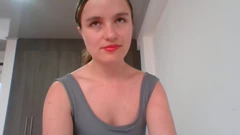 Snapshot of valeriafrannco chatting on 04-06-26, 10:33 valeriafrannco online show from 04-06-26, 10:33
