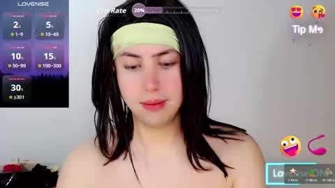 valeriagill_ online show from 12-18-25, 10:38