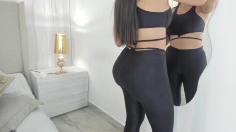 Valeria online show from 01-04-25, 12:27