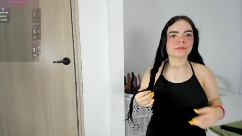 Snapshot of valerialoren chatting on 04-22-26, 02:14 valerialoren online show from 04-22-26, 02:14