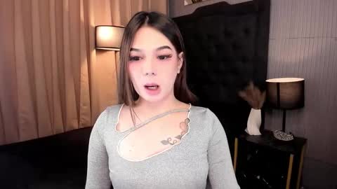 Snapshot of valerialukyanovaxxx chatting on 10-16-25, 11:44 Valeria online show from 10-16-25, 11:44