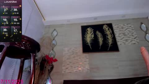 Snapshot of valeriaqueents chatting on 11-07-25, 02:39 online show from 11-07-25, 02:39