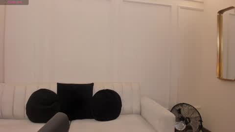 Valeria online show from 06-20-26, 11:35