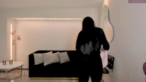 VALERIA ROSSI  online show from 01-14-26, 11:16