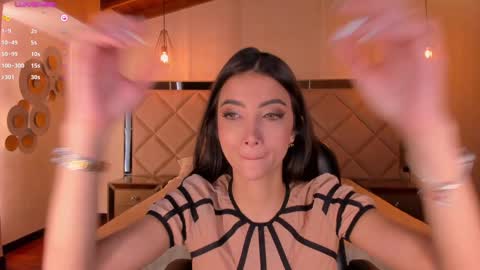 Snapshot of valeriavelvet chatting on 12-30-24, 05:55 Vale online show from 12-30-24, 05:55