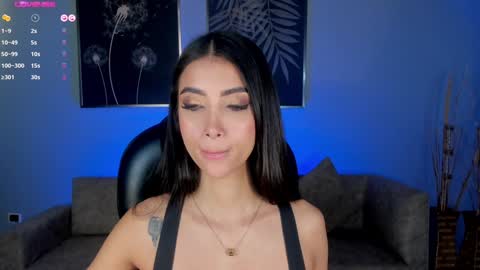 Snapshot of valeriavelvet chatting on 01-28-25, 06:17 Vale online show from 01-28-25, 06:17