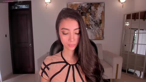 Snapshot of valeriavelvet chatting on 02-04-25, 05:55 Vale online show from 02-04-25, 05:55
