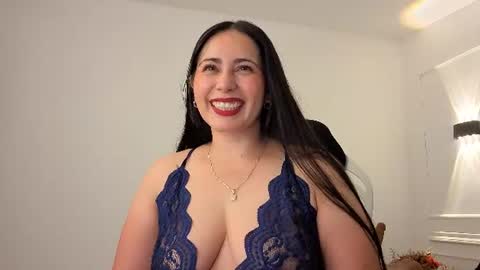 Snapshot of valeriavg_ chatting on 07-20-26, 11:23 VALERIA online show from 07-20-26, 11:23