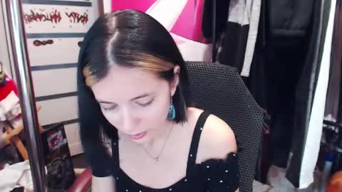 ValeriaXKiss online show from 12-07-24, 10:23