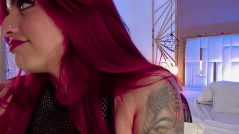 Snapshot of valerie__miller_ chatting on 03-03-26, 07:31 Valerie online show from 03-03-26, 07:31