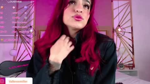 Snapshot of valerie__miller_ chatting on 05-01-26, 12:32 Valerie online show from 05-01-26, 12:32