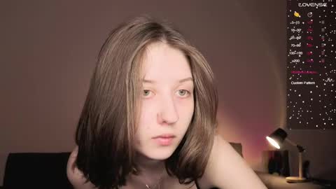 Snapshot of valerie_mooon chatting on 05-07-26, 07:19 Kristi moony online show from 05-07-26, 07:19