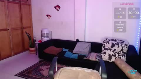 Snapshot of valerie_smile chatting on 02-10-25, 10:51 Valerie online show from 02-10-25, 10:51