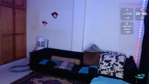 Snapshot of valerie_smile chatting on 02-23-25, 07:11 Valerie online show from 02-23-25, 07:11
