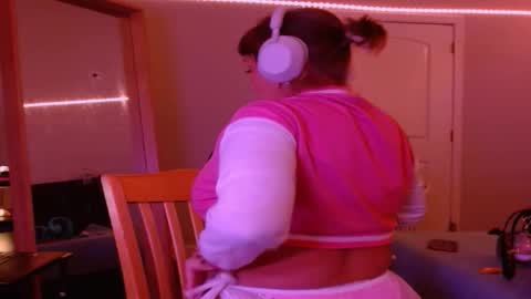 Snapshot of valerie_virago chatting on 02-06-26, 08:40 Valerie Virago online show from 02-06-26, 08:40