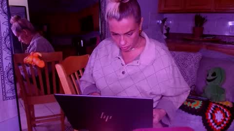 Snapshot of valerie_virago chatting on 02-16-26, 11:39 Valerie Virago online show from 02-16-26, 11:39