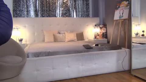 Snapshot of valeriecoy chatting on 02-18-26, 12:34 Valerie online show from 02-18-26, 12:34