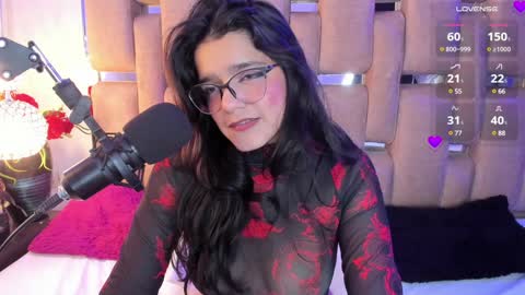 Snapshot of valeriekay_ chatting on 01-15-25, 04:43 Valeria online show from 01-15-25, 04:43