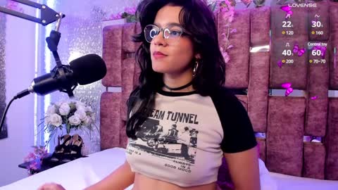 Snapshot of valeriekay_ chatting on 02-06-25, 06:46 Valeria online show from 02-06-25, 06:46