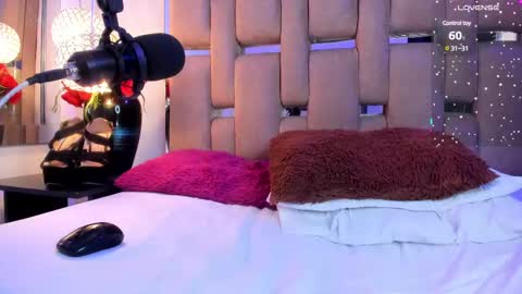 Snapshot of valeriekay_ chatting on 02-26-25, 04:14 Valeria online show from 02-26-25, 04:14