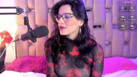 Snapshot of valeriekay_ chatting on 03-12-25, 12:57 Valeria online show from 03-12-25, 12:57