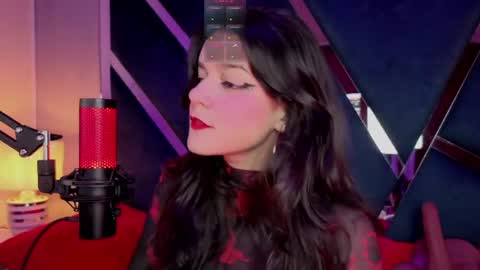 Valeria online show from 06-19-26, 01:37