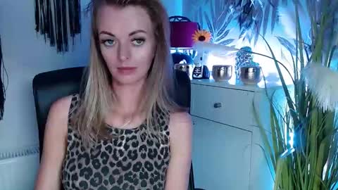 Valerie  online show from 12-03-24, 04:39
