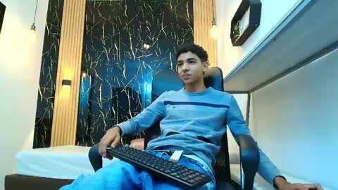 Snapshot of valerihot_1 chatting on 03-24-26, 03:00 VALERIO online show from 03-24-26, 03:00