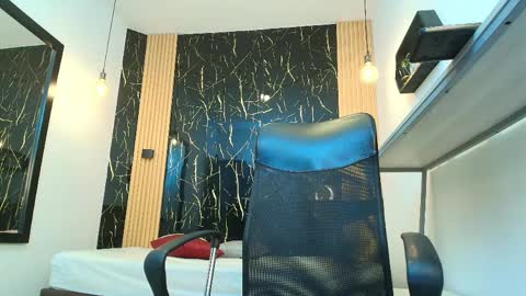 Snapshot of valerihot_1 chatting on 03-28-26, 03:06 VALERIO online show from 03-28-26, 03:06