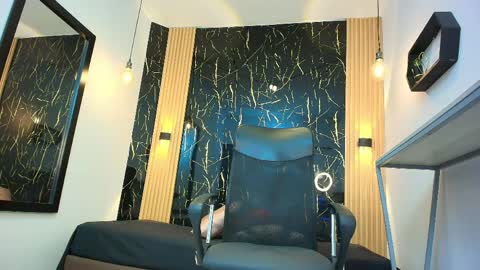 Snapshot of valerihot_1 chatting on 03-29-26, 03:39 VALERIO online show from 03-29-26, 03:39