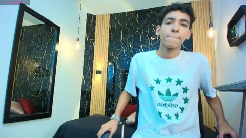 Snapshot of valerihot_1 chatting on 03-30-26, 03:51 VALERIO online show from 03-30-26, 03:51