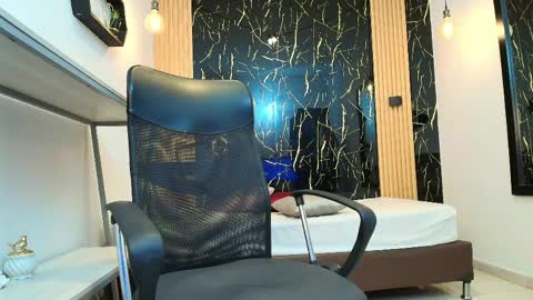 Snapshot of valerihot_1 chatting on 04-09-26, 02:55 VALERIO online show from 04-09-26, 02:55