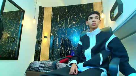 Snapshot of valerihot_1 chatting on 04-20-26, 02:47 VALERIO online show from 04-20-26, 02:47