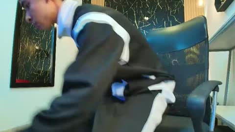 Snapshot of valerihot_1 chatting on 05-06-26, 02:51 VALERIO online show from 05-06-26, 02:51