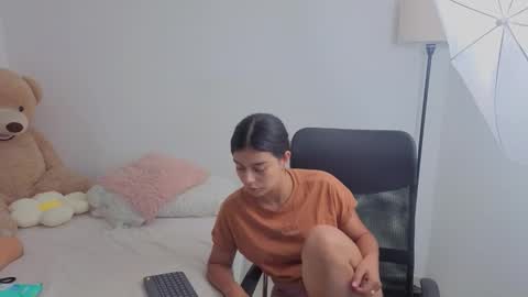 Juli C online show from 10-23-25, 12:54