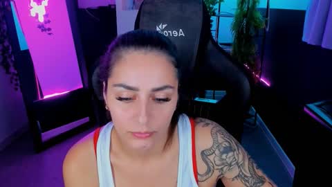 Valerie online show from 09-25-25, 02:54