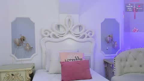   online show from 10-08-25, 12:03