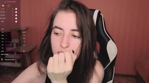 valeritiio online show from 10-17-25, 03:42