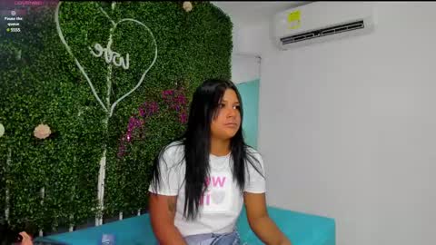 Snapshot of valery_021 chatting on 03-05-25, 04:46 Valery online show from 03-05-25, 04:46