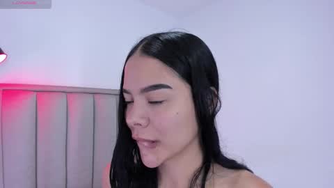 Cris  online show from 10-18-25, 03:09