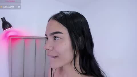 Cris  online show from 12-20-25, 04:03