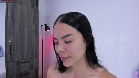 Snapshot of valery__nova chatting on 02-12-26, 11:55 Cris online show from 02-12-26, 11:55