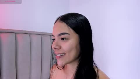 Snapshot of valery__nova chatting on 03-10-26, 02:33 Cris online show from 03-10-26, 02:33