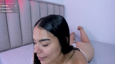 Snapshot of valery__nova chatting on 04-29-26, 05:30 Cris online show from 04-29-26, 05:30