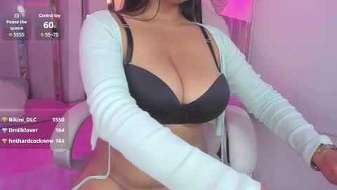 Snapshot of valery__ws chatting on 02-19-25, 02:33 Valery online show from 02-19-25, 02:33