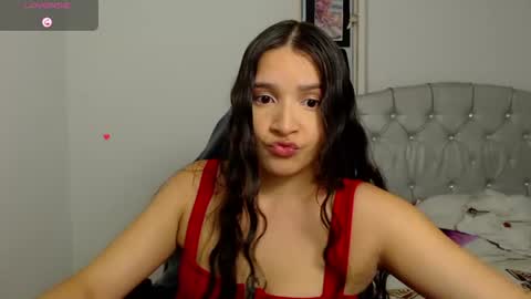 Snapshot of valery_alejo chatting on 07-07-26, 05:21 valeria online show from 07-07-26, 05:21