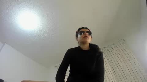Snapshot of valery_hot692 chatting on 06-08-26, 01:55 valery_hot692 online show from 06-08-26, 01:55