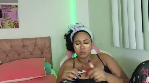 valery_lovex_ online show from 03-04-26, 09:37