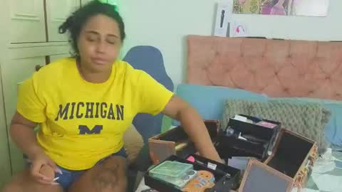 valery_lovex_ online show from 05-12-26, 01:25