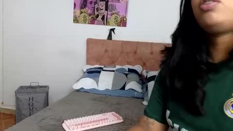 valery_lovex_ online show from 05-31-26, 10:00